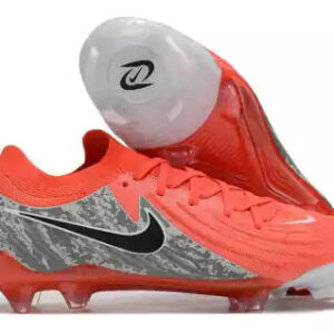 Chuteira Nike Phantom GX II FG